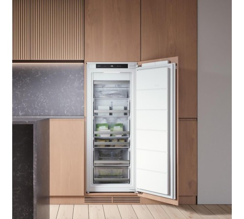 Встраиваемый морозильный шкаф ASKO/ Встраиваемый морозильный шкаф ASKO, Арт. 743671, высота 140 см, объем 151 л, NoFrost, LED освещение, электронная панель управления, телескопические направляющие