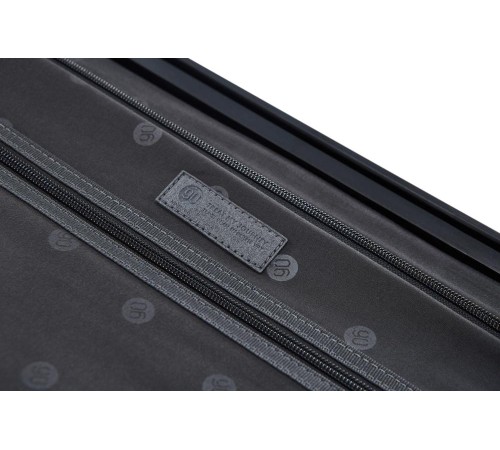 Чемодан NINETYGO Manhattan Frame Luggage  24" темно-синий (Вскрытая упаковка)