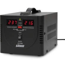 Стабилизатор POWERMAN AVS 500D, черный, ступенчатый регулятор, цифровые индикаторы уровней напряжения, 500ВА, 140-260В, максимальный входной ток 5А, 2 евророзетки, IP-20, напольный,  200мм х 150мм х 140мм, 2,3 кг./ Stabilizer POWERMAN AVS 500D, black, ste