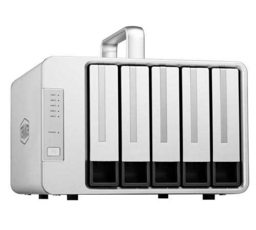 Система хранения данных TerraMaster D5-Thunderbolt3 DAS tower/JBOD,RAID0,1,10,5/up to 5 HS SATA(3,5' or 2,5')/1xDP1.2/2x40GbThunderbolt3/1xPS/1YW