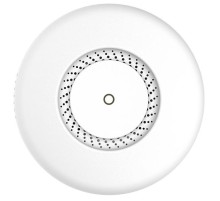 Точка доступа MikroTik cAP ac with 716MHz CPU, 128MB RAM, 2 x Gbit LAN (one with PoE-out), built-in 2.4Ghz 802.11b/g/n Dual Chain wireless, built-in 5GHz 802.11an/ac Dual Chain w (существенное повреждение коробки)