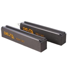 Сменный батарейный картридж DELTA RBM140, совместимый с ИБП АРС серий SURT*** и SURTD*** мощностью от 3 ква, SRT*** мощностью от 5ква, ДxШxВ 595х99х123мм., вес 33.7кг., 2 модуля RBM140 в одной коробке, срок службы до 8 лет.